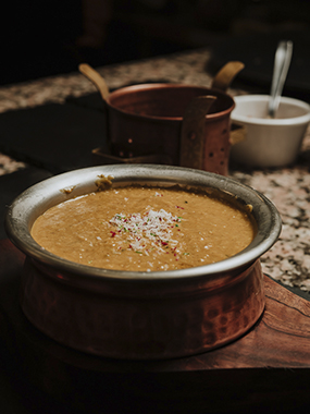 plato tandoori con salsa